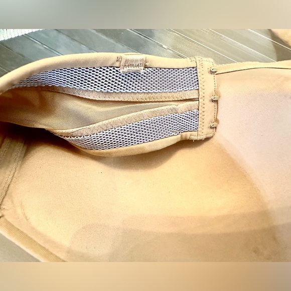 🔥BNWOT Solid Underwire Bra! - Picture 6 of 6